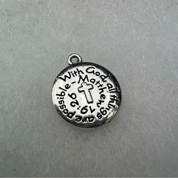 “With God all things are Possible” silver metal Bible verse pendant - Picture 3 of 4